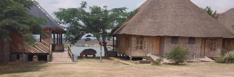 Tembo Safari Lodge Katunguru 외부 사진
